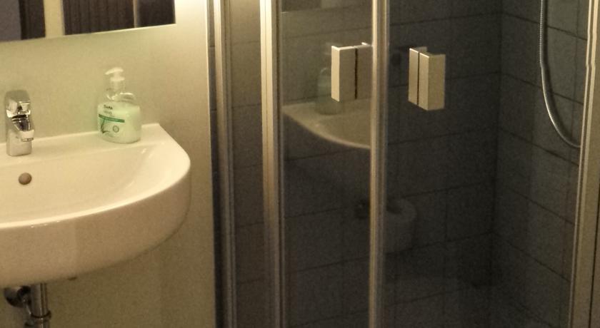 Hotel Henry Dreieich Quarto foto