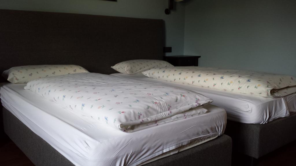 Hotel Henry Dreieich Quarto foto