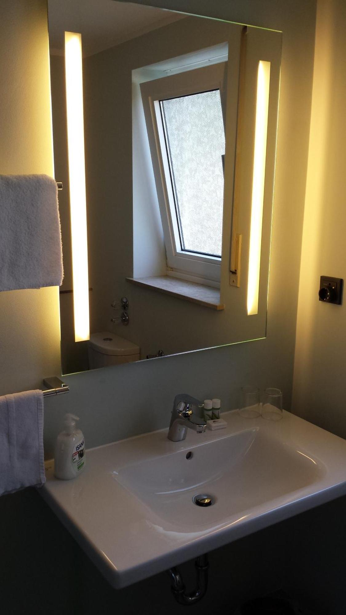 Hotel Henry Dreieich Quarto foto